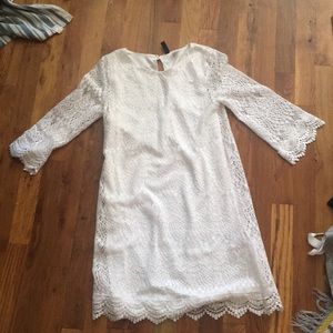 A white lace dress